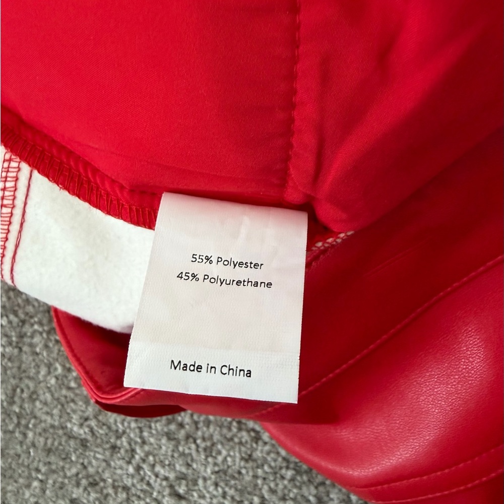 Women’s  Red Faux Leather Pants SZ M with Pockets - Picture 6 of 11